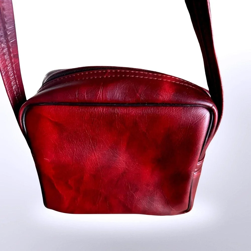 Vintage Kodak Kodamatic Camera Case Burgundy Faux Leather Shoulder Bag Retro